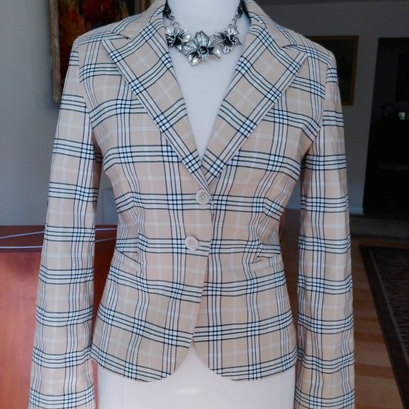 OGGI Jackets & Blazers - OGGI Designer's Jacket Blazer Fits sizes Small and 4-6 Boutique purchase